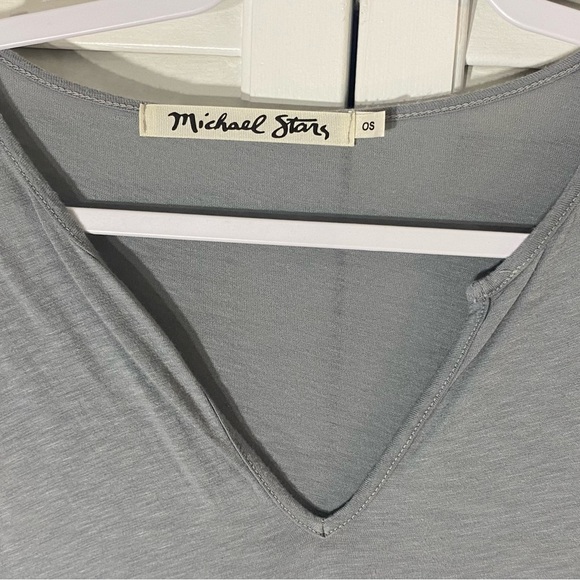 Michael Stars Grey Long Sleeve Blouse, Size OS, Soft, Lightweight, V-neck - Picture 3 of 7